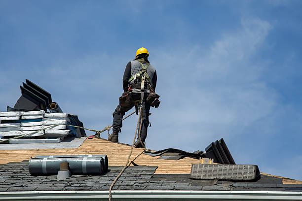 Professional Roof Installation technician working in Cost, TX